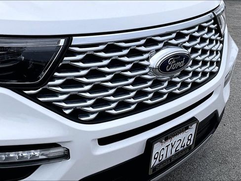 Used 2023 Ford Explorer Platinum w/ Technology Package RWD image 34