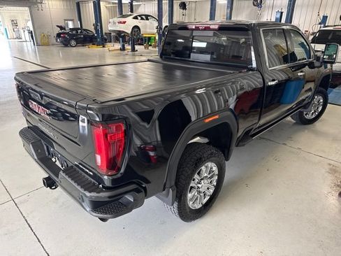 Used 2023 GMC Sierra 2500 Denali w/ Denali Black Diamond Edition AWD/4WD image 20