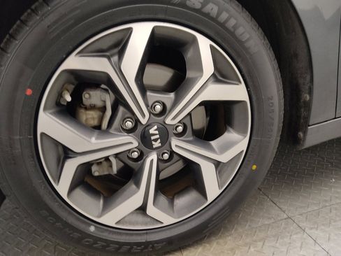 Used 2019 Kia Forte LXS image 31