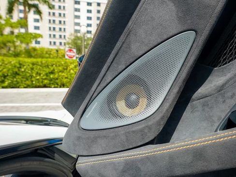 Used 2019 McLaren 600LT RWD image 84