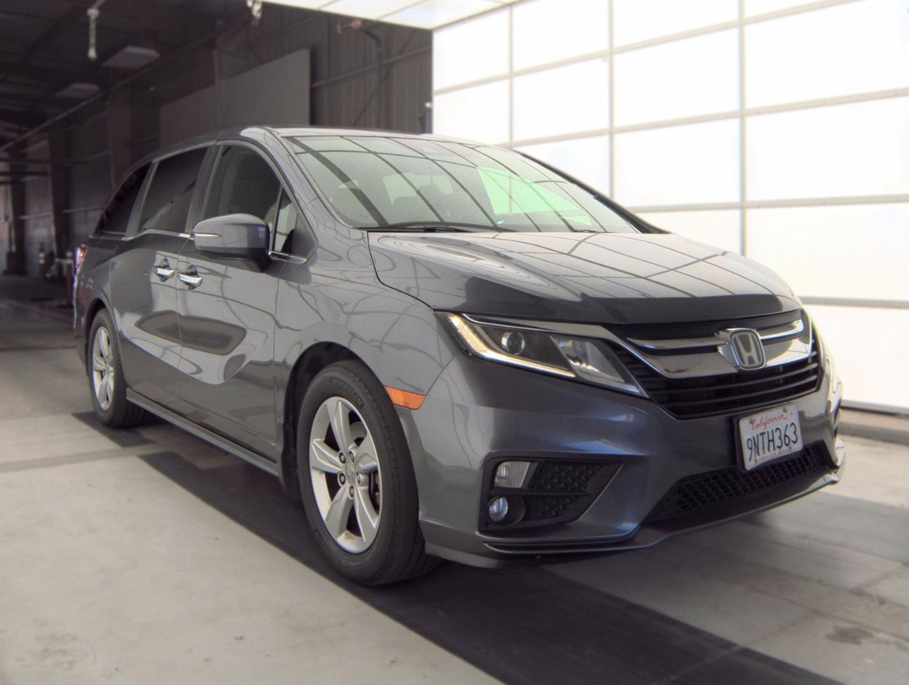 Used 2019 Honda Odyssey EX-L image 3