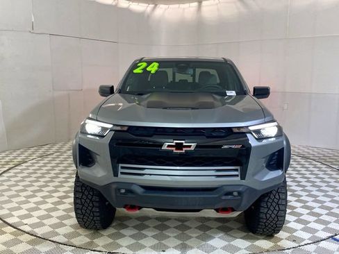 Used 2024 Chevrolet Colorado ZR2 w/ Safety Package image 15