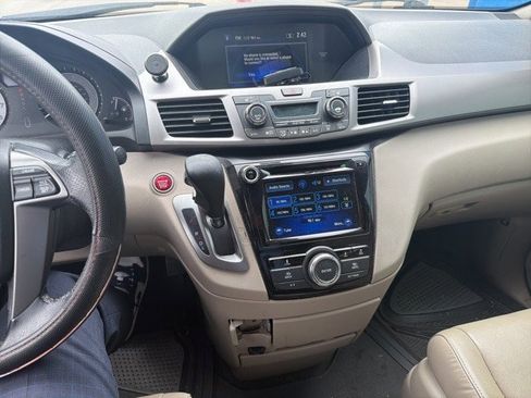 Used 2016 Honda Odyssey EX-L image 17