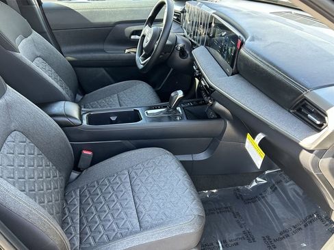 New 2026 Nissan Kicks SV image 11