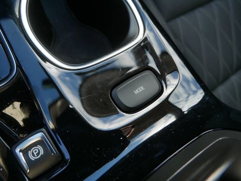 Used 2023 Buick Envision Avenir image 31