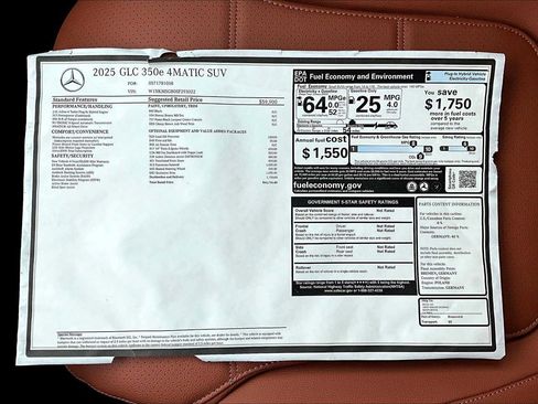 Used 2025 Mercedes-Benz GLC 350e 4MATIC image 19