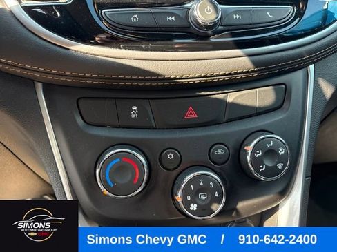 Used 2022 Chevrolet Trax LS w/ Tint and Cruise Package FWD image 15