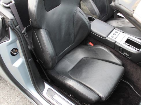 Used 2006 Aston Martin DB9 Volante image 24