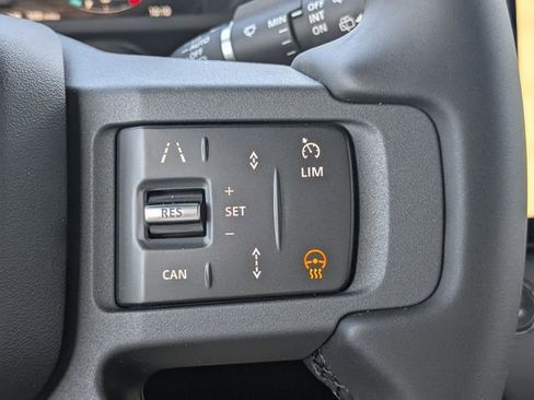 New 2026 Land Rover Defender 110 X-Dynamic SE AWD/4WD image 26