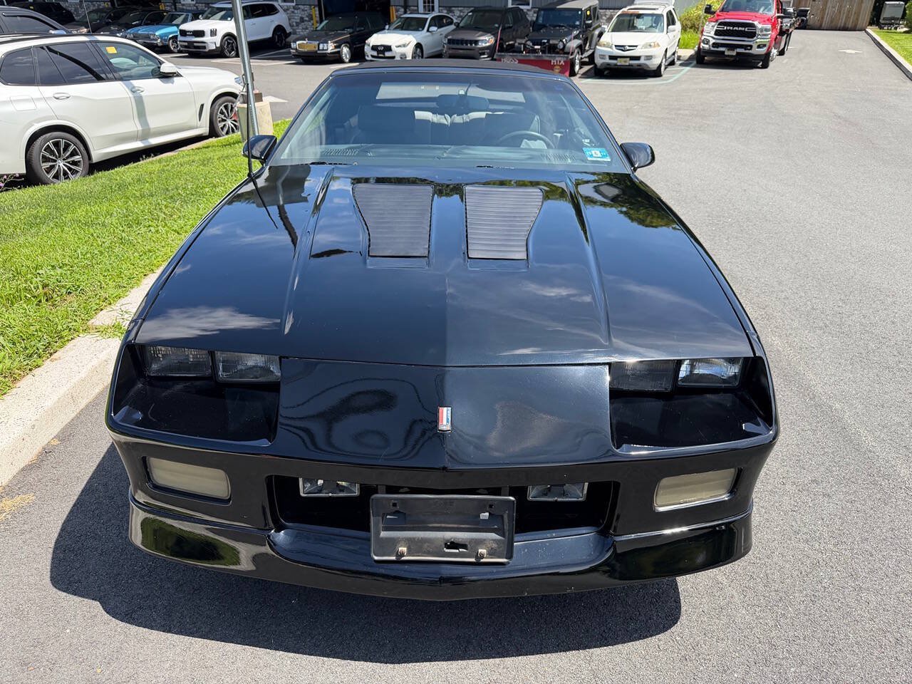 Used 1989 Chevrolet Camaro IROC-Z RWD image 8