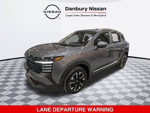 Certified 2025 Nissan Kicks SV w/ SV Premium Package AWD/4WD image 8