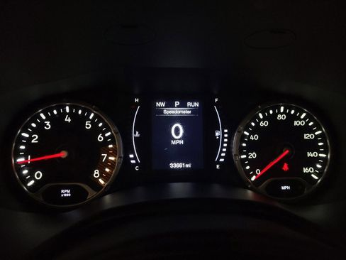 Used 2020 Jeep Renegade Altitude AWD/4WD image 23