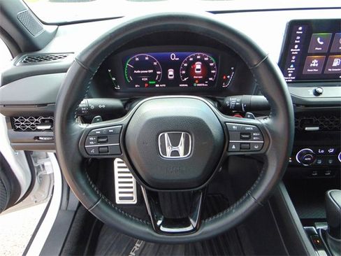 Used 2024 Honda Accord Sport image 15
