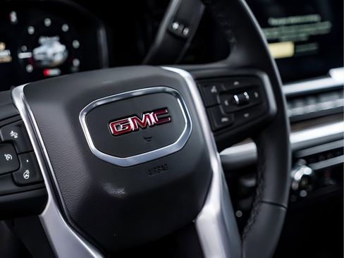 New 2026 GMC Sierra 1500 Elevation image 13