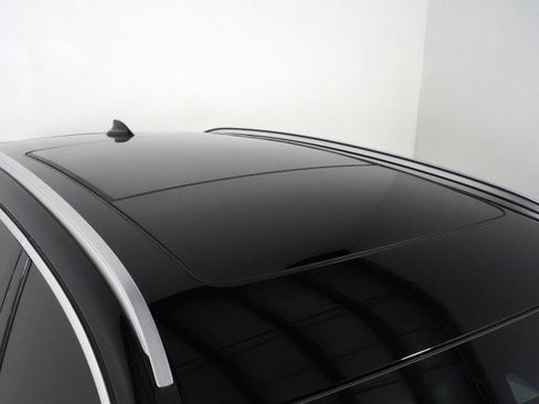 Used 2021 BMW X3 sDrive30i w/ Premium Package image 4