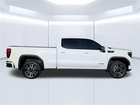 Used 2024 GMC Sierra 1500 AT4 w/ AT4 Premium Package image 3