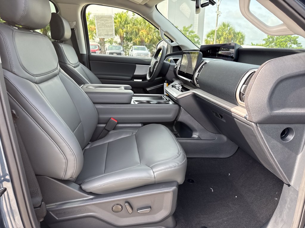 New 2027 Ford Expedition Max Active RWD image 22