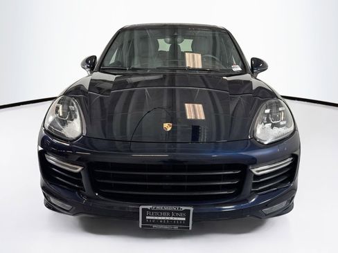Used 2018 Porsche Cayenne GTS image 6