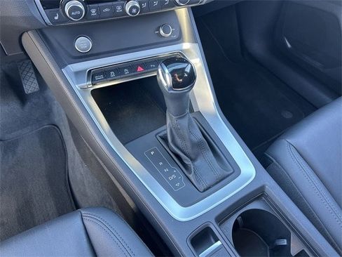 Used 2020 Audi Q3 2.0T Premium w/ Convenience Package image 27
