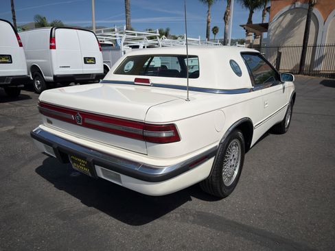 Used 1991 Chrysler TC by Maserati 2DR CONV image 8