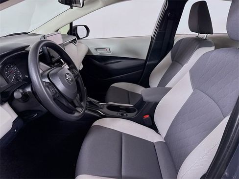 Certified 2025 Toyota Corolla LE image 6