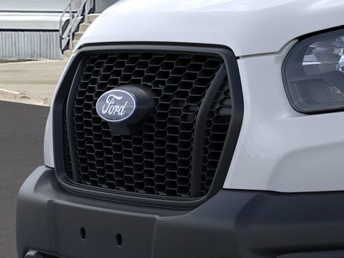 New 2026 Ford Transit 250 148 Medium Roof image 17