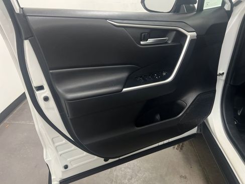 Used 2024 Toyota RAV4 XLE FWD image 13