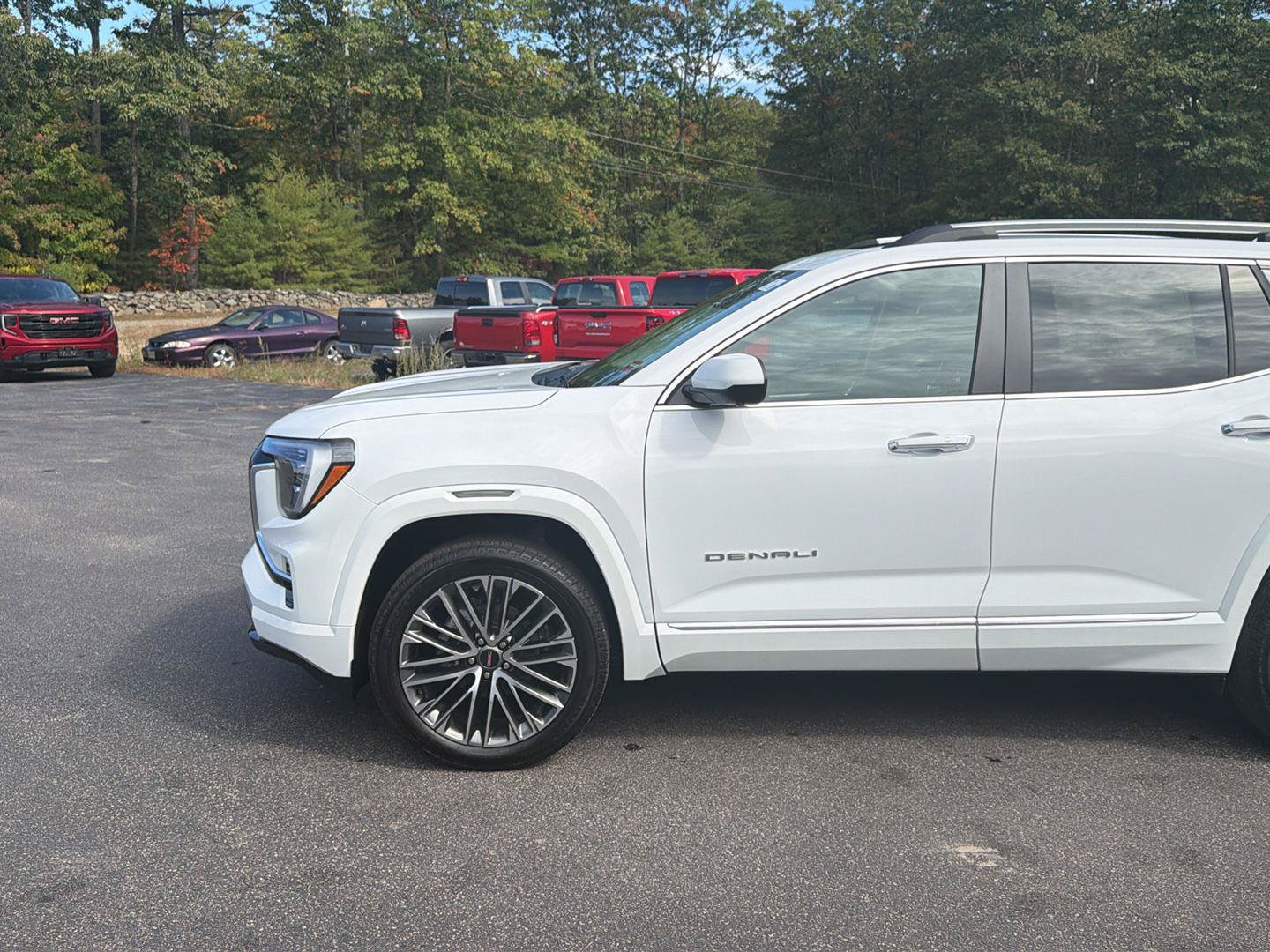 New 2027 GMC Terrain Denali w/ LPO, Floor Liner Package AWD/4WD image 19