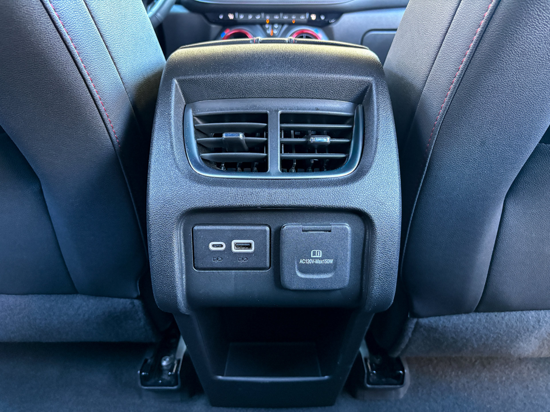 Used 2023 Chevrolet Blazer RS FWD image 31
