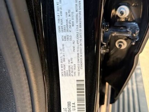 Used 2023 RAM 1500 Laramie AWD/4WD image 27