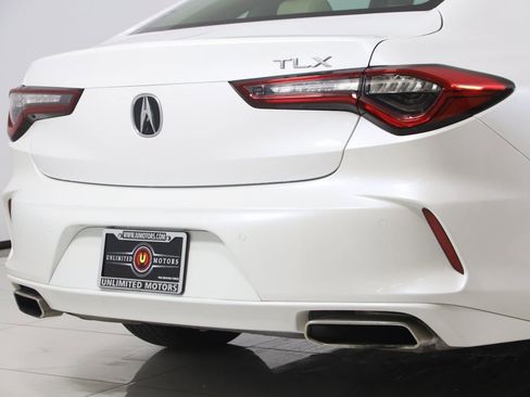 Used 2024 Acura TLX w/ Technology Package image 44