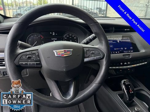 Used 2023 Cadillac XT4 Sport w/ Cold Weather Package FWD image 12