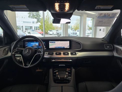 Used 2025 Mercedes-Benz GLE 350 4MATIC image 26