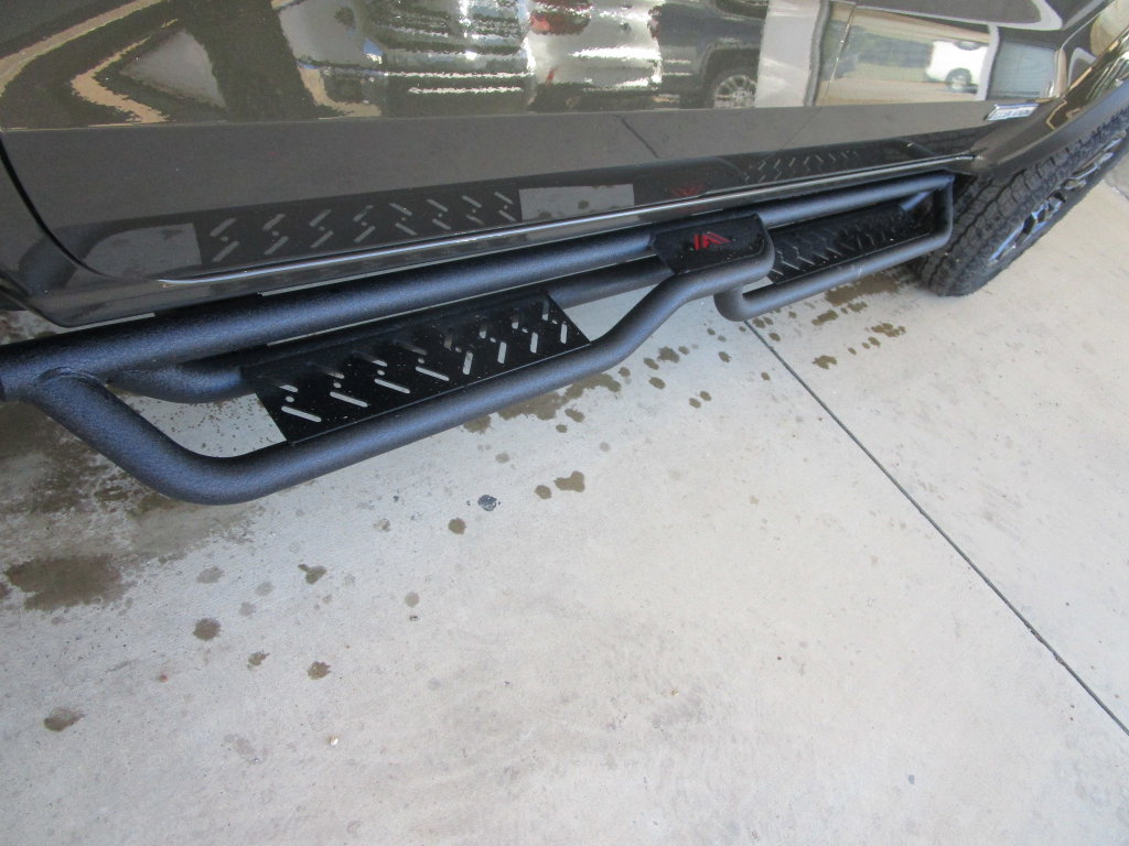 Used 2025 GMC Canyon Elevation RWD image 18