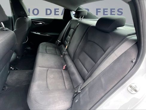 Used 2023 Chevrolet Malibu LS FWD image 22