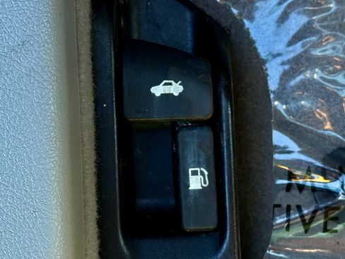 Used 2012 Toyota Camry XLE image 24