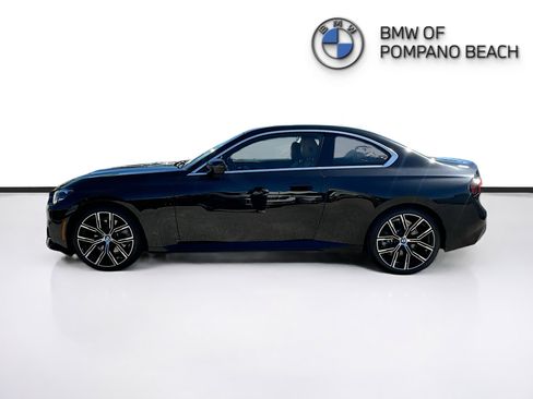 Used 2023 BMW 230i Coupe w/ Convenience Package image 4