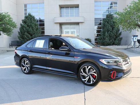 Used 2022 Volkswagen Jetta GLI Autobahn FWD image 1