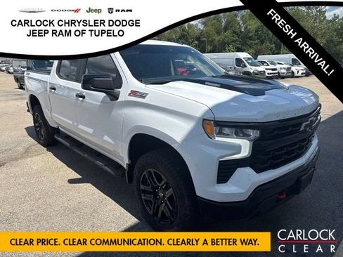 Used 2025 Chevrolet Silverado 1500 LT Trail Boss w/ Protection Package AWD/4WD image 4