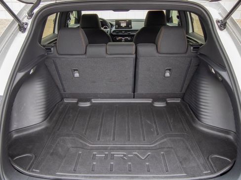 Used 2023 Honda HR-V Sport image 34
