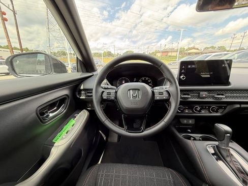 New 2026 Honda HR-V Sport image 29