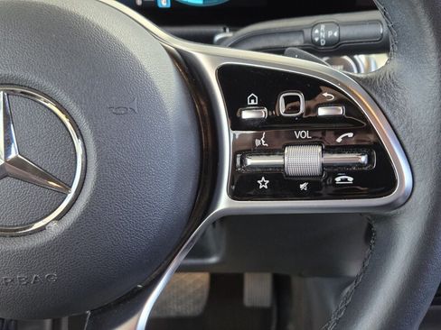 Certified 2023 Mercedes-Benz GLB 250 4MATIC image 23