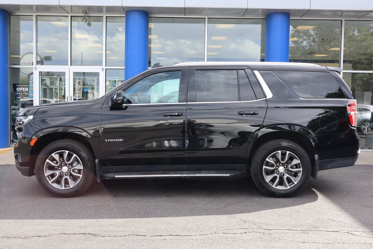 Used 2021 Chevrolet Tahoe LT w/ Luxury Package AWD/4WD image 2