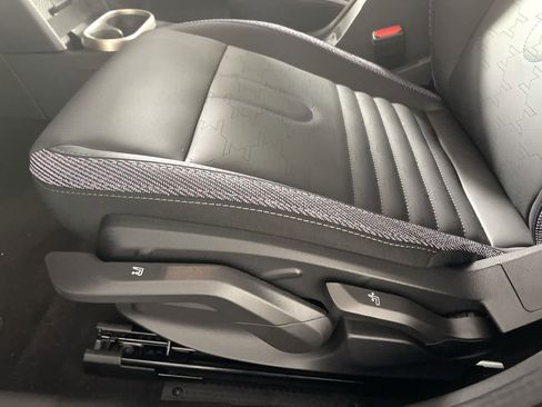 Certified 2025 MINI Cooper S image 10