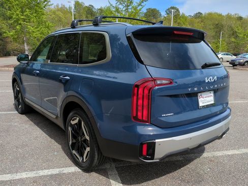 Used 2025 Kia Telluride S AWD/4WD image 6