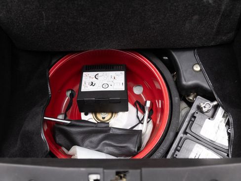 Used 1994 Porsche 911 Carrera 4 image 87