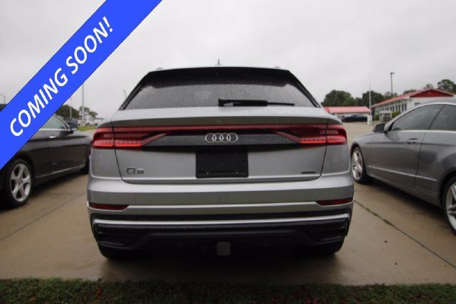 Used 2020 Audi Q8 Premium Plus AWD/4WD image 2