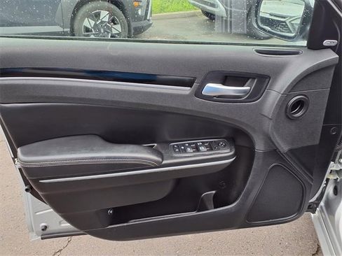 Used 2023 Chrysler 300 S image 11
