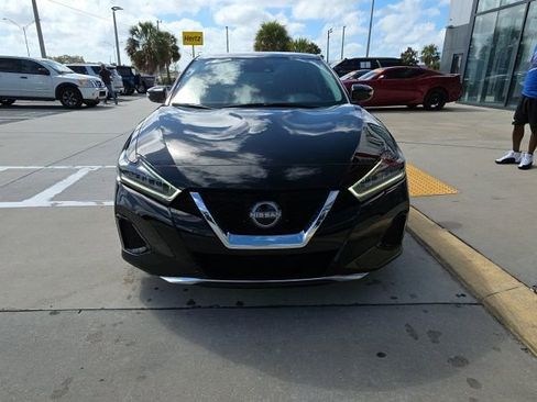 Used 2023 Nissan Maxima SV w/ Floor Mat Group image 9