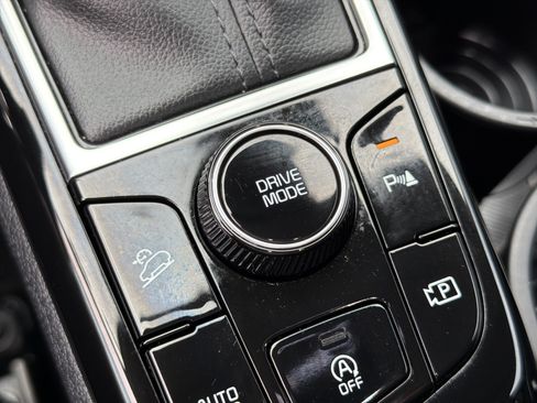 Used 2024 Kia Sportage SX FWD image 27